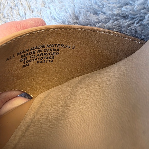 Giani Bernini Clarrice Dark‎ Nude Patent Ankle Strap Heels Sandals Size 9M New - Picture 7 of 9